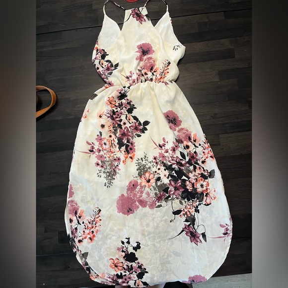 White/black/pink floral Le Lis Dress - Picture 3 of 4